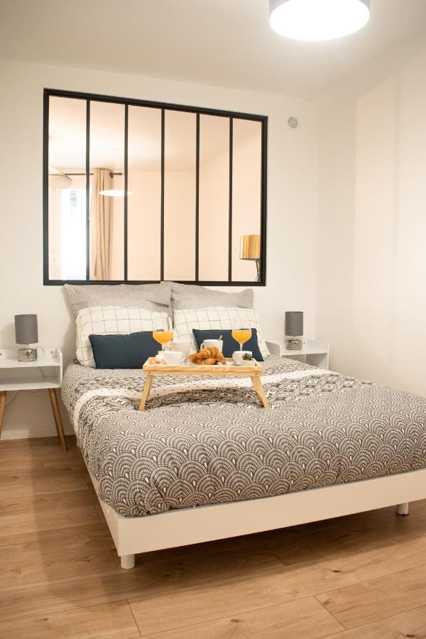 Charmant F2 Hyper Centre De Melun Daire Dış mekan fotoğraf